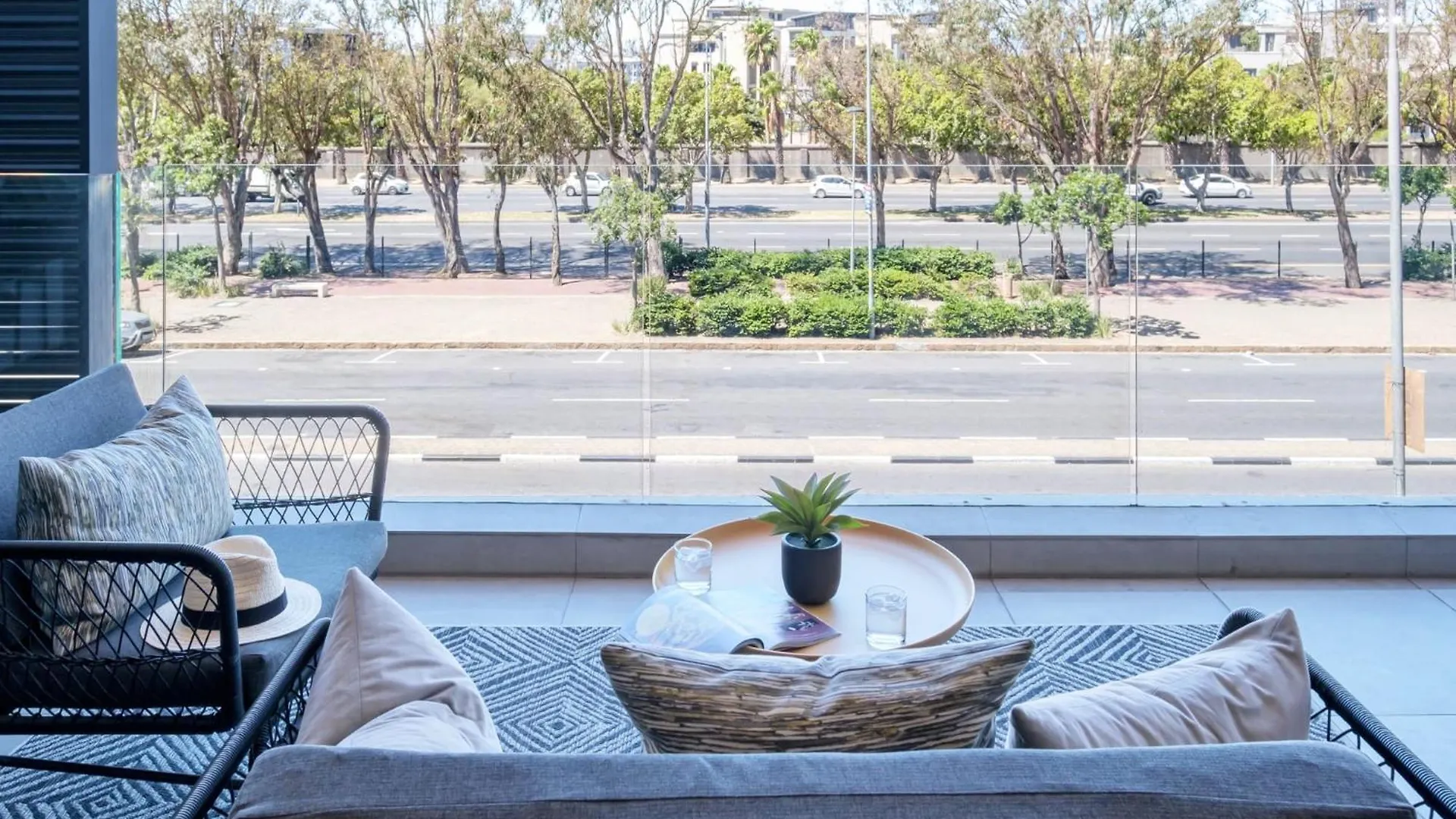 202 Warwick Apartment Cape Town