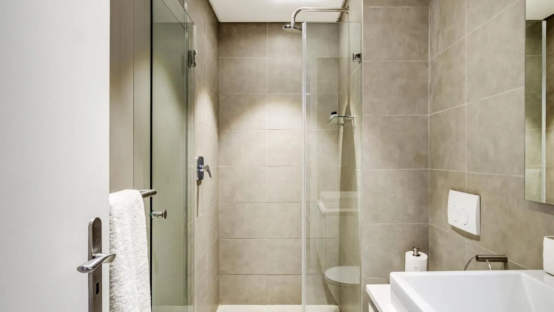 202 Warwick Apartment Cape Town